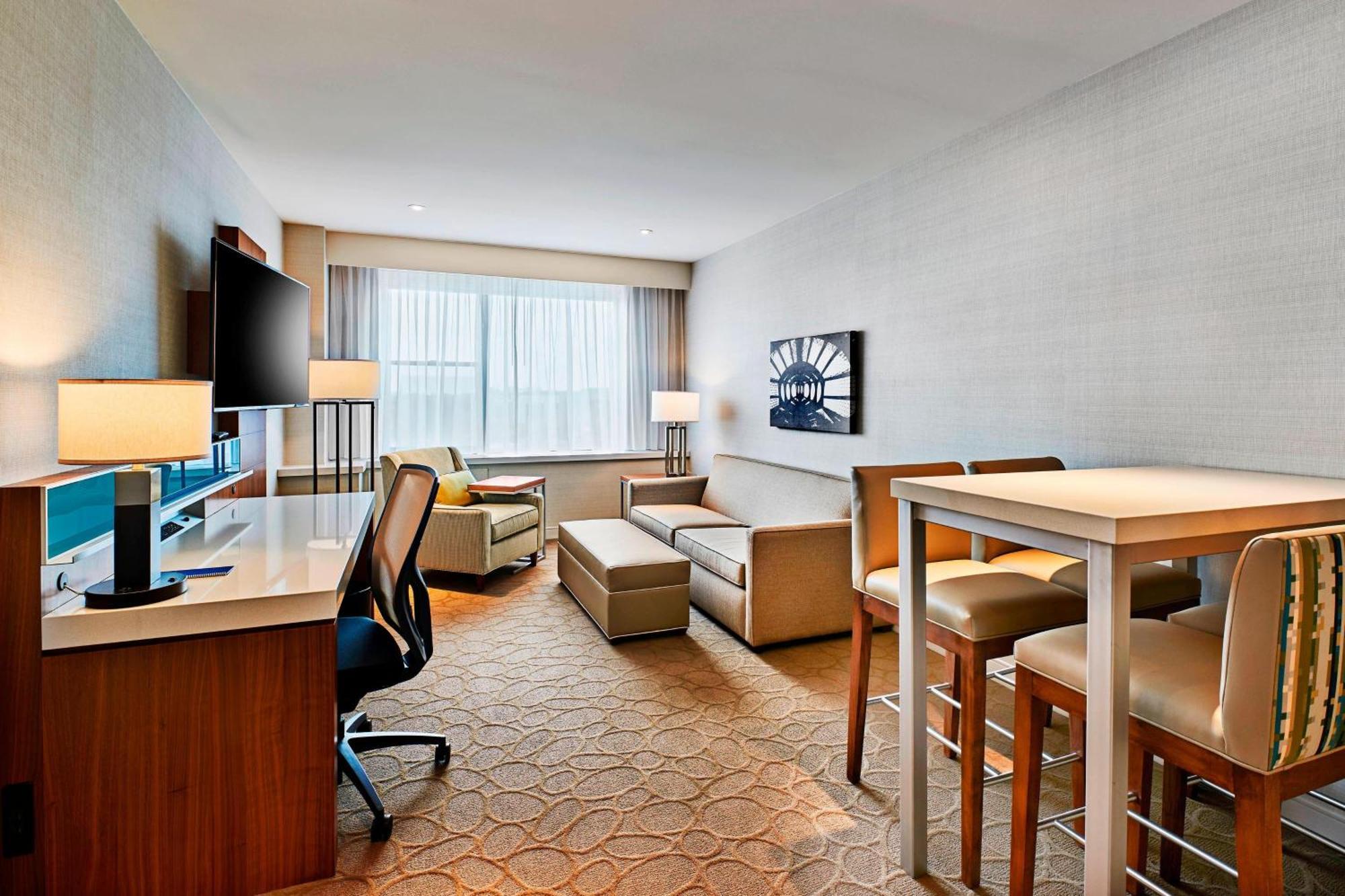 Delta Hotels By Marriott Dartmouth Extérieur photo