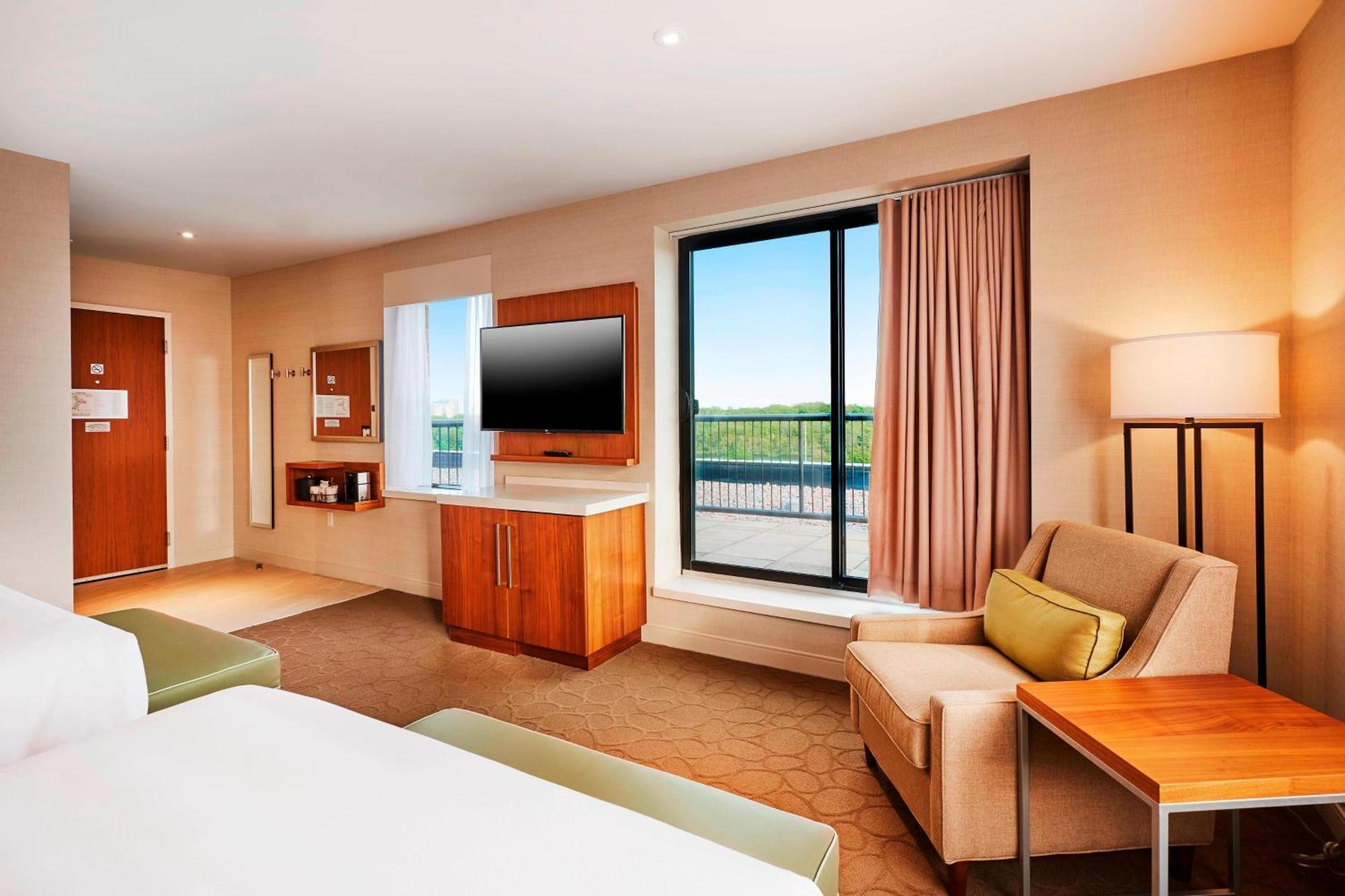 Delta Hotels By Marriott Dartmouth Extérieur photo