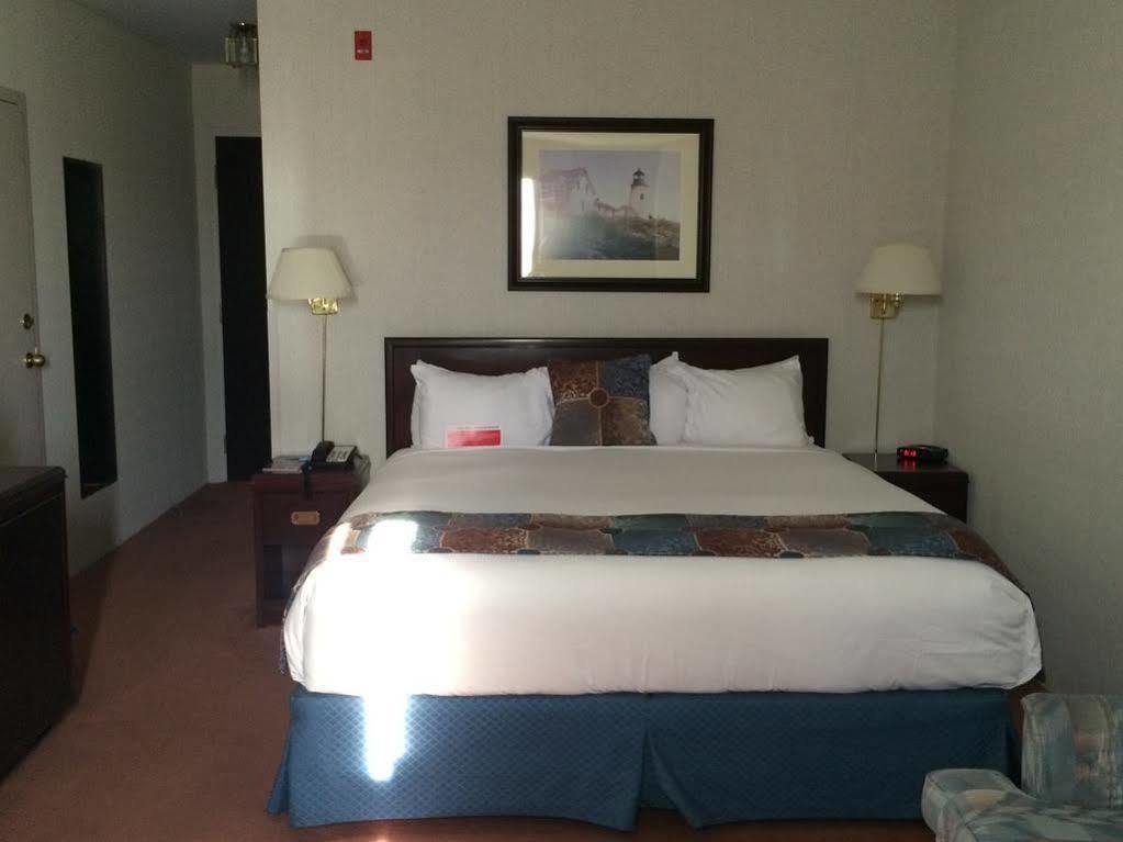 Delta Hotels By Marriott Dartmouth Extérieur photo